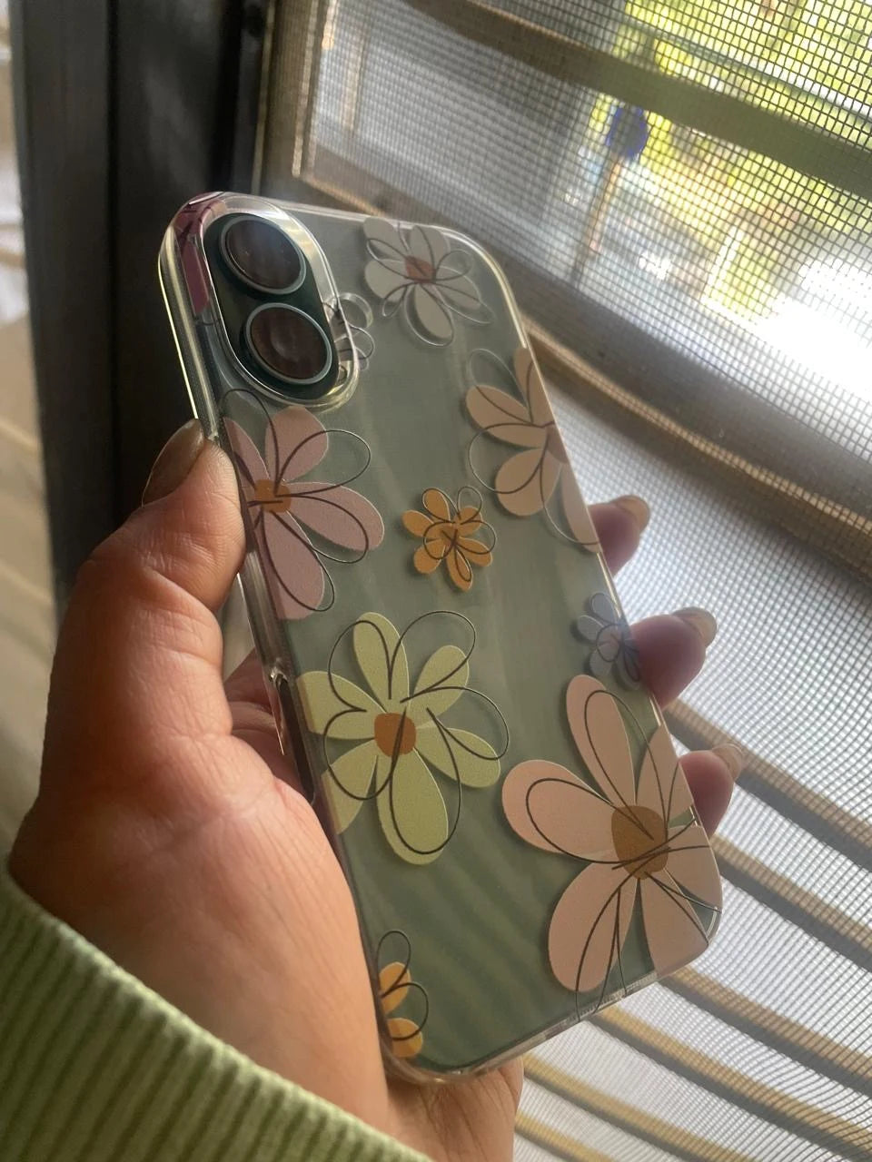 Minimal floral outline phone cover