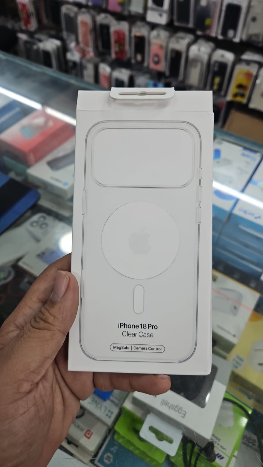 Clear MagSafe case for iPhone 18 Pro, 18 Pro Max, 17 Pro and 17 Pro Max