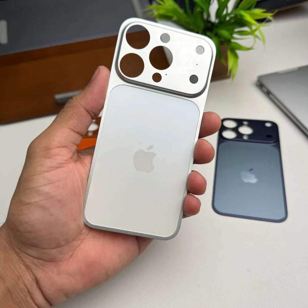 iPhone 17 Pro Silver